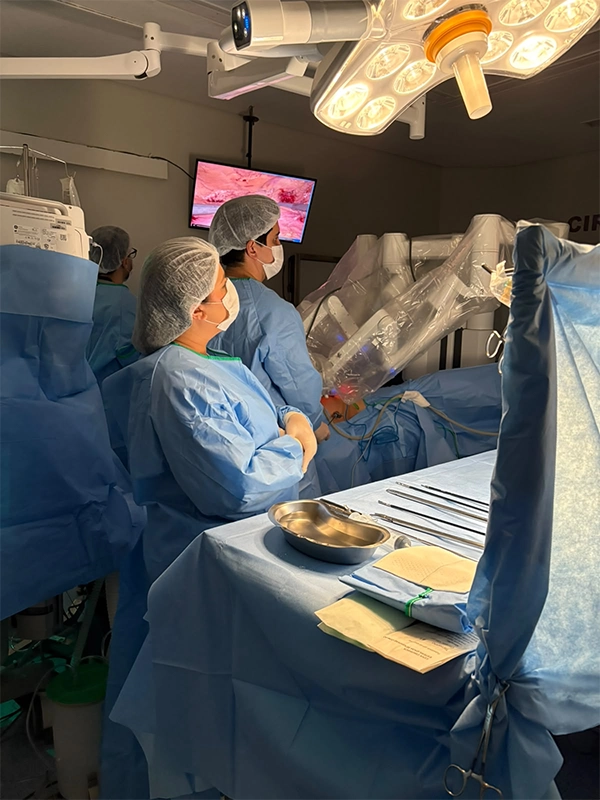6a91abd6e0f57_cirurgia2.webp