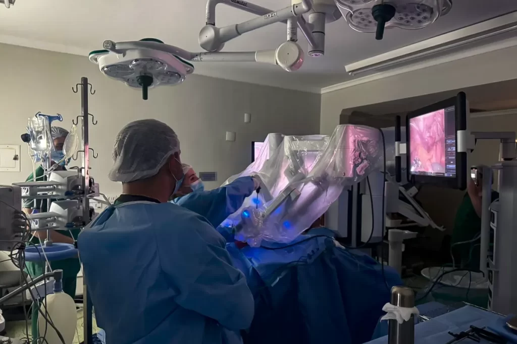 Cirurgia robótica de endometriose