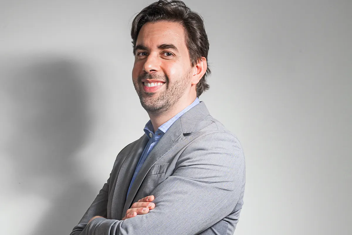 Dr. Victor Hugo - ICR.T - Instituto de Cirurgia Robótica do Triângulo