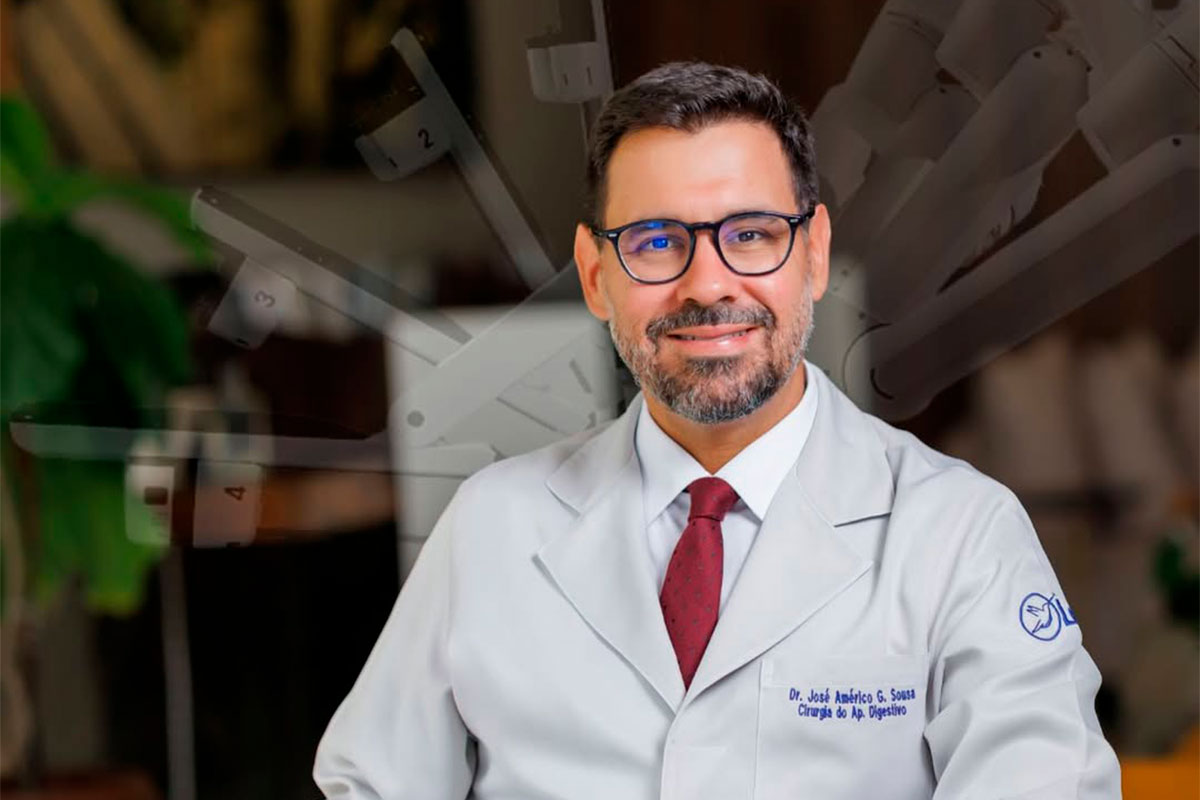 Dr. José Américo Gomides de Sousa