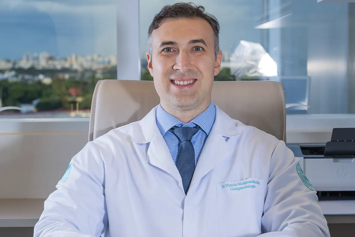 Dr. Vinicio Marques - cirurgia robótica